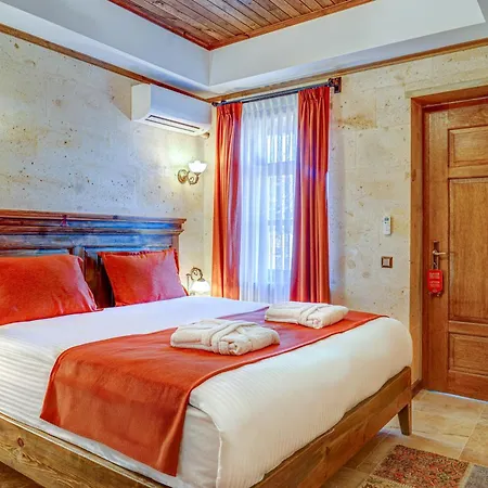 Unique Cappadocia Palace מלון