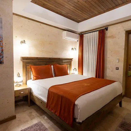 Unique Cappadocia Palace מלון